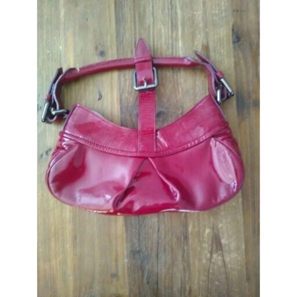 BURBERRY red burgundy pleated buckle zippatent leather hobo shoulder bag Holiday